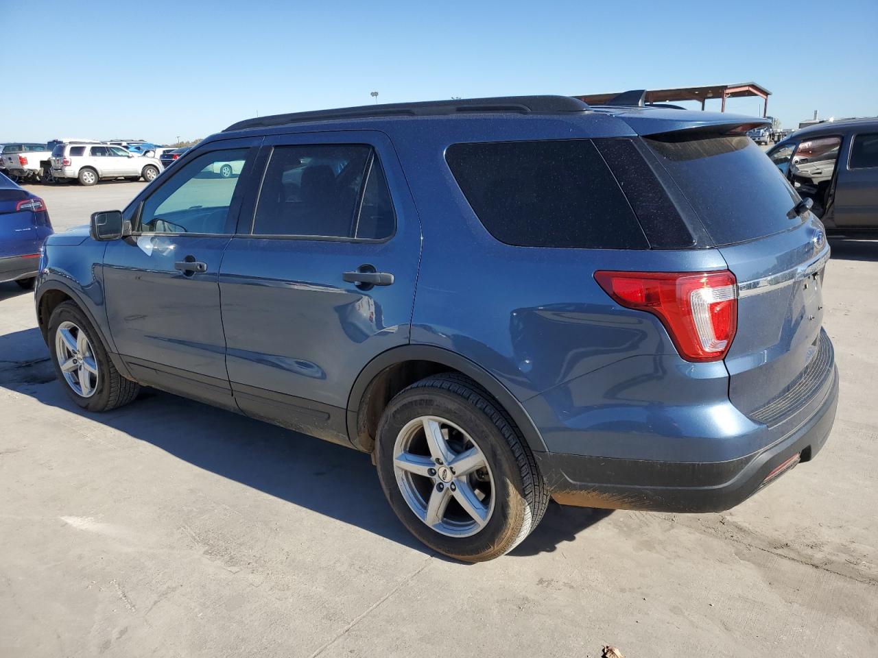 Изображение 2 2018 FORD EXPLORER  2018 с VIN 1FM5K7B85JGC70292