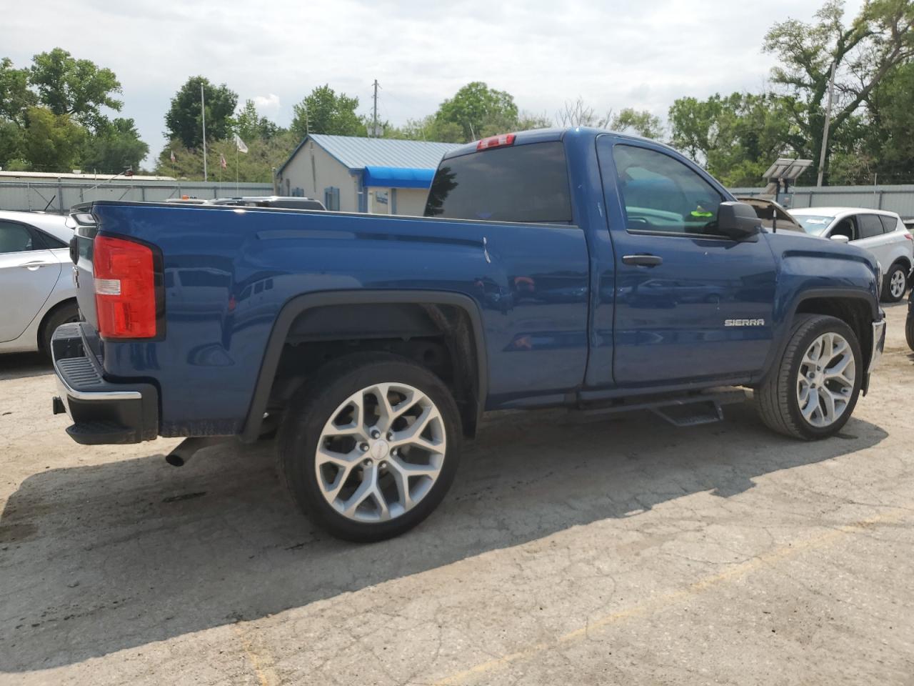 Image 3 of 2017 GMC SIERRA C1500 2017 with VIN 1GTN1LEH7HZ289484