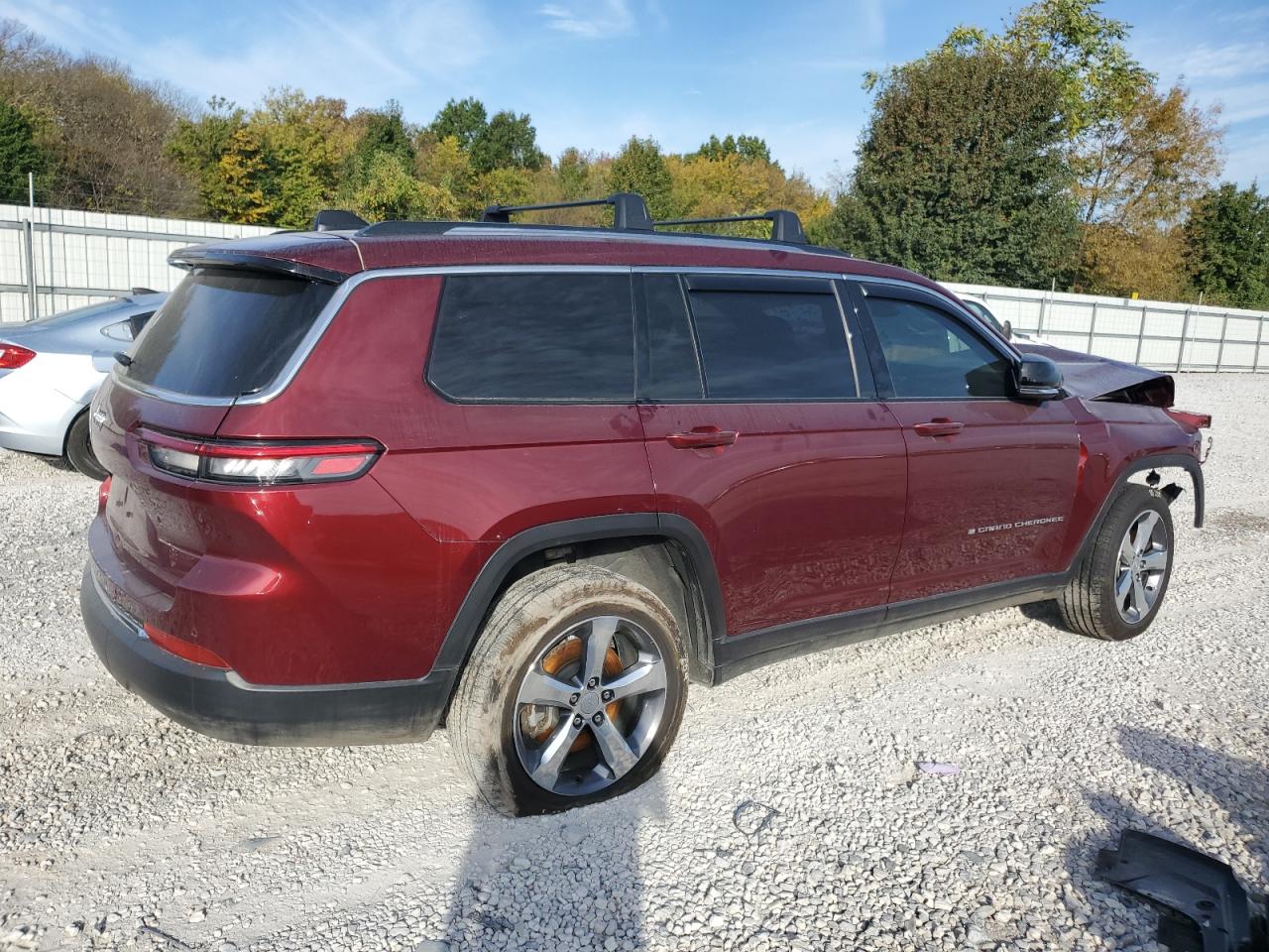 Image 3 of 2021 JEEP GRAND CHEROKEE L LIMITED 2021 with VIN 1C4RJKBG5M8122208