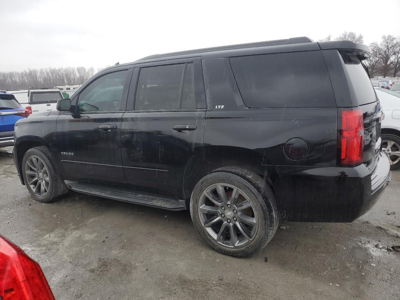 Изображение 2 Chevrolet Tahoe K1500 Ltz 2016 с VIN 1GNSKCKC8GR106320
