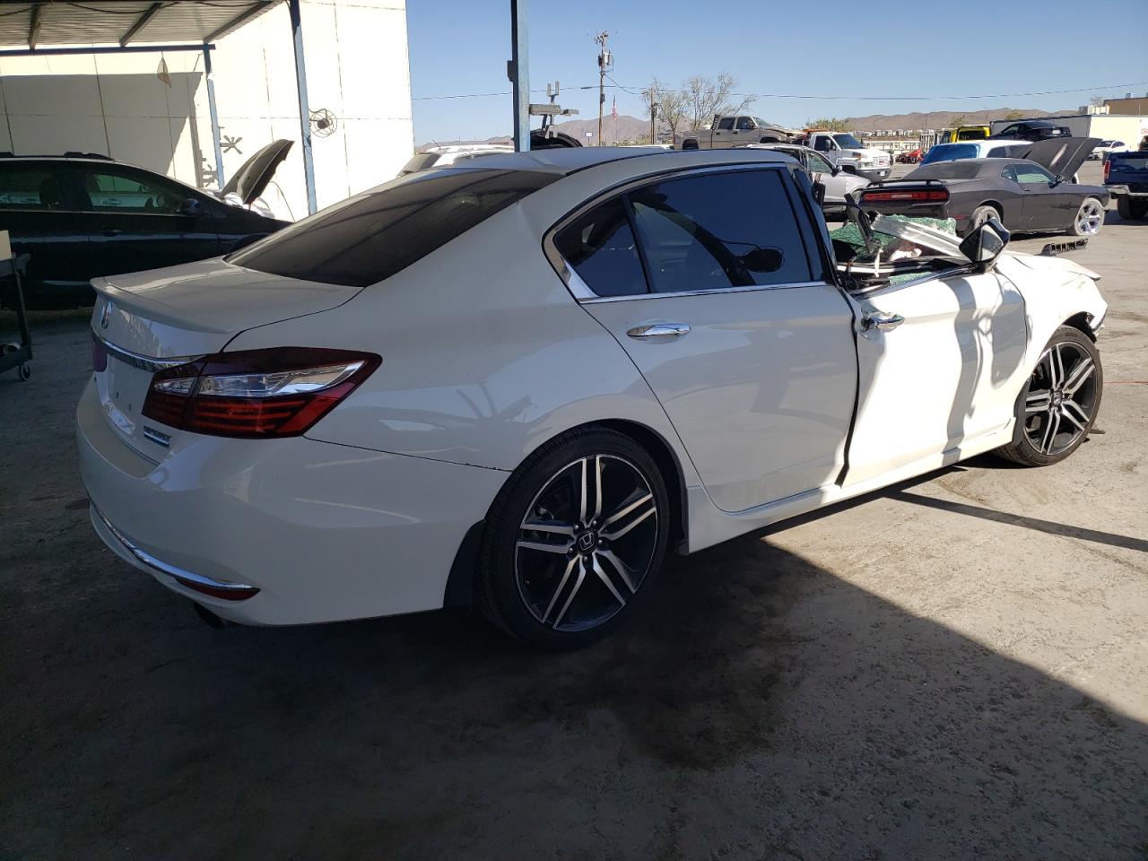 Obraz 3 z 2017 HONDA ACCORD SPORT SPECIAL EDITION 2017 z VIN 1HGCR2F11HA170339