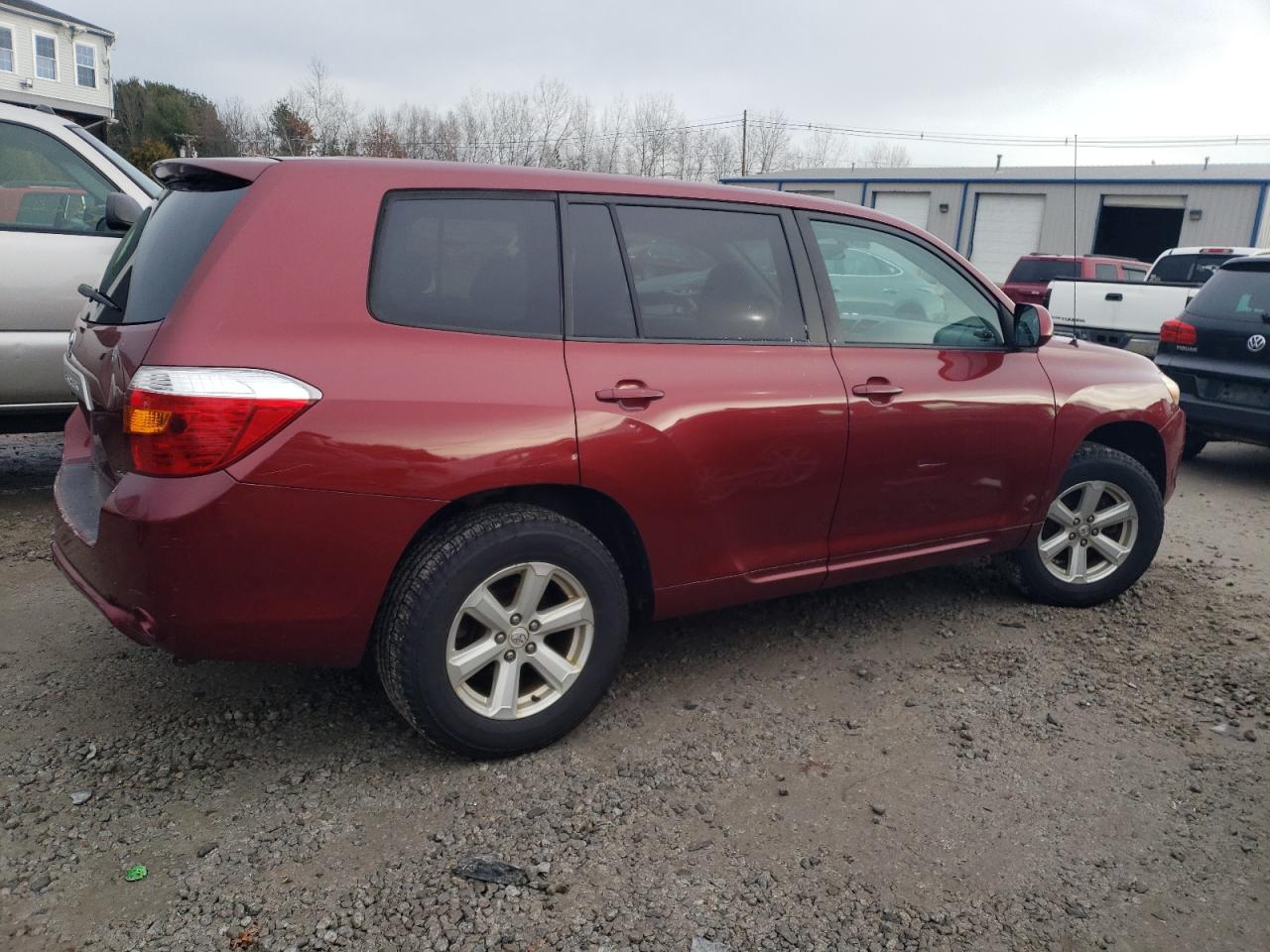 Image 3 of 2010 TOYOTA HIGHLANDER  2010 with VIN 5TDBK3EH2AS014810