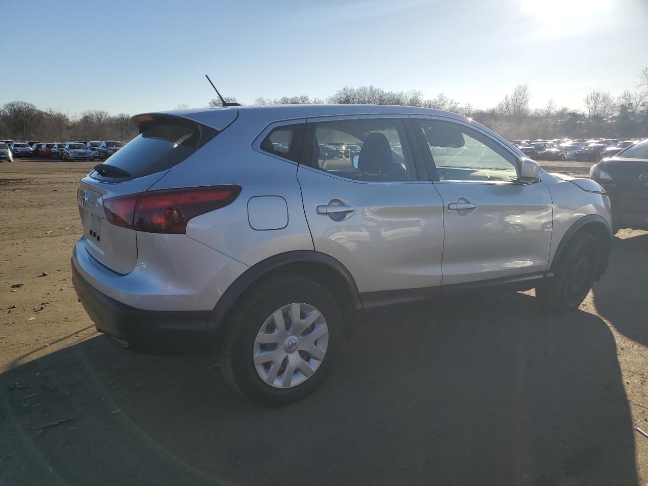 Изображение 3 2019 NISSAN ROGUE SPORT S 2019 с VIN JN1BJ1CP5KW529855