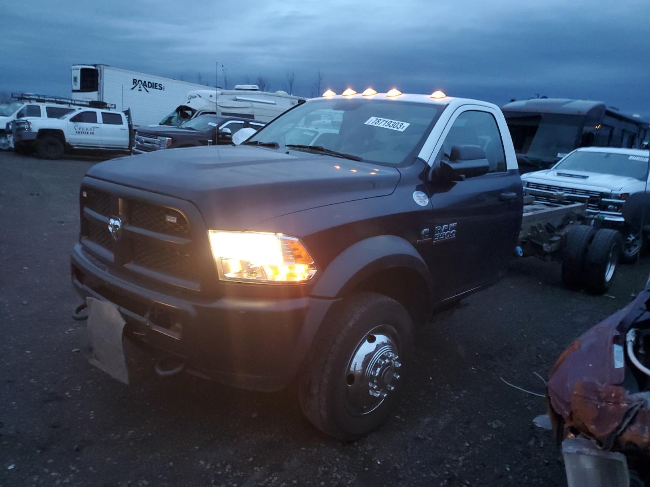 Изображение 1 2018 RAM 5500  2018 с VIN 3C7WRNCL9JG157576