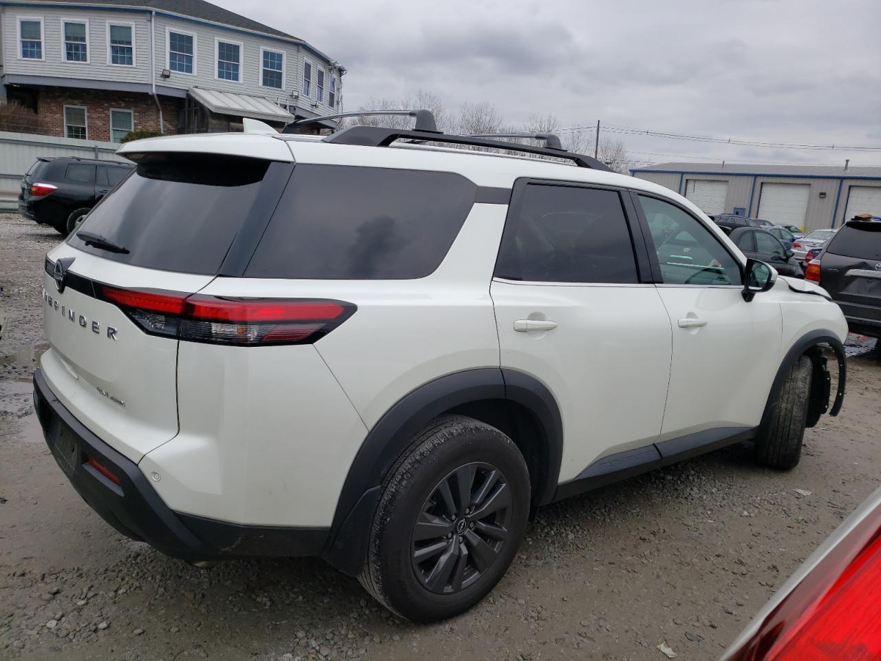 Image 3 of 2022 NISSAN PATHFINDER SV 2022 with VIN 5N1DR3BC8NC245789