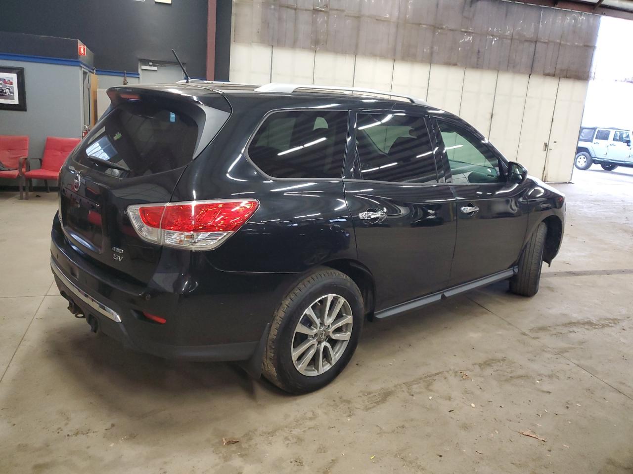 Image 3 of 2013 NISSAN PATHFINDER S 2013 with VIN 5N1AR2MM5DC673837