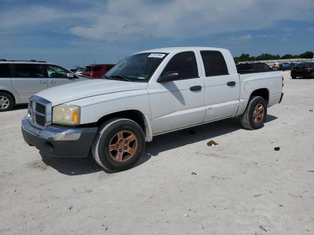 Obraz 1 z 2005 DODGE DAKOTA QUAD SLT 2005 z VIN 1D7HE48K35S303907