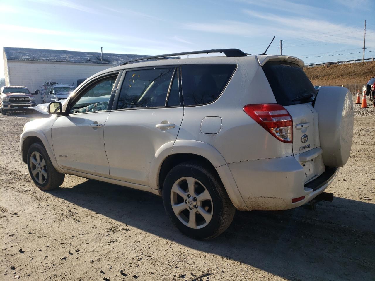 Изображение 2 2012 TOYOTA RAV4 LIMITED 2012 с VIN 2T3DK4DV5CW088827