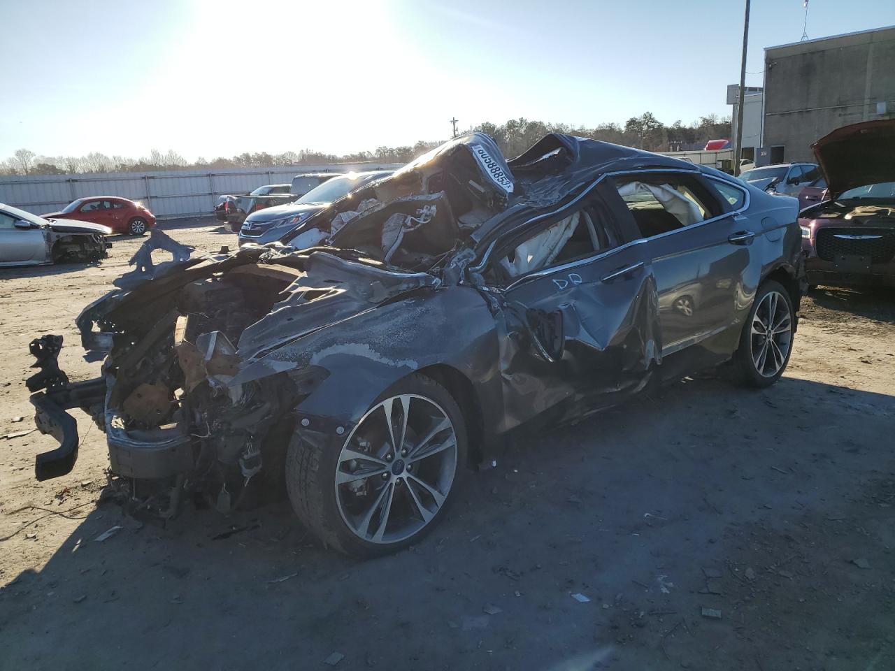 Изображение 1 2020 FORD FUSION TITANIUM 2020 с VIN 3FA6P0K90LR193164