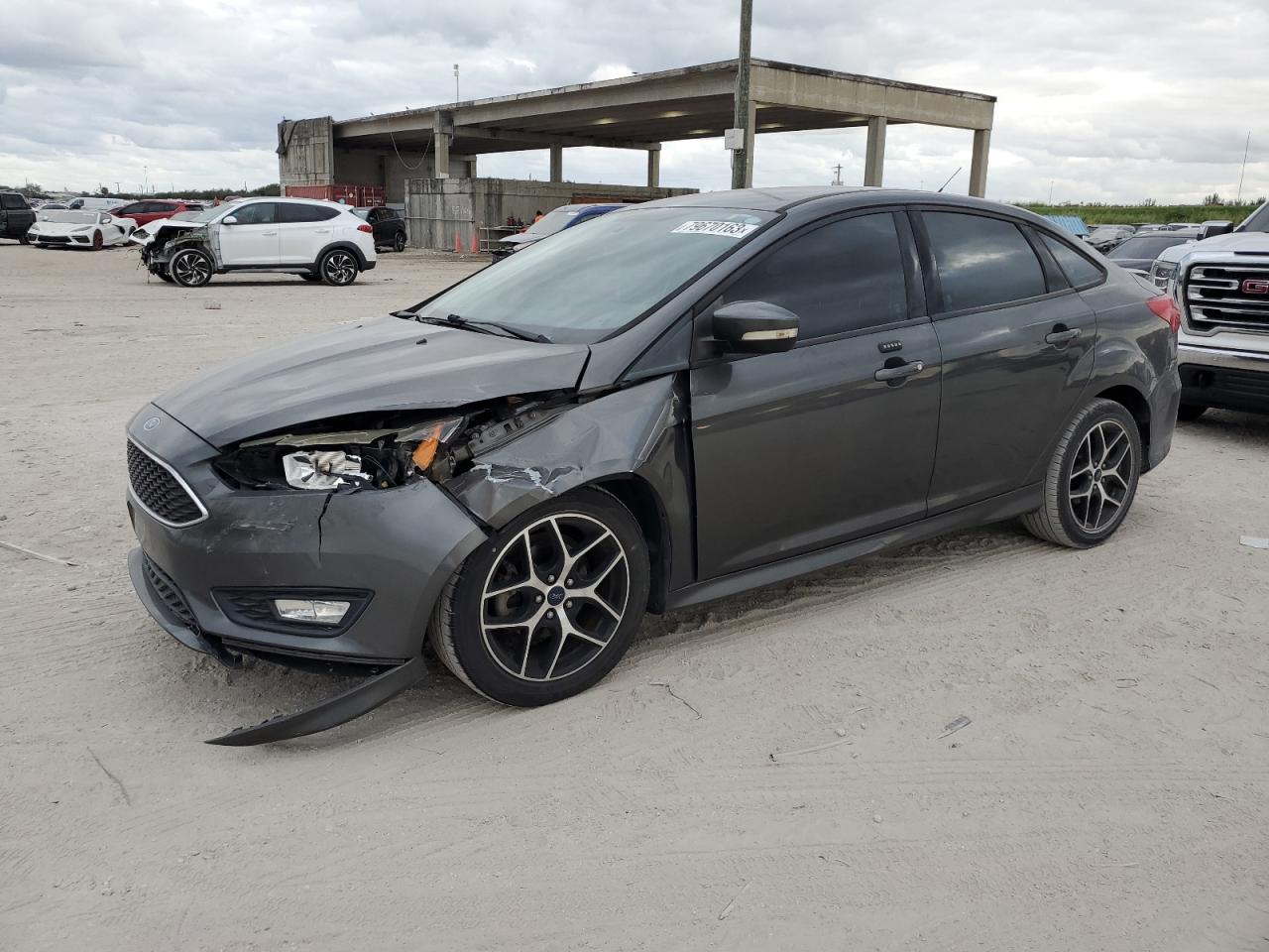 2015 FORD FOCUS SE 2015 image