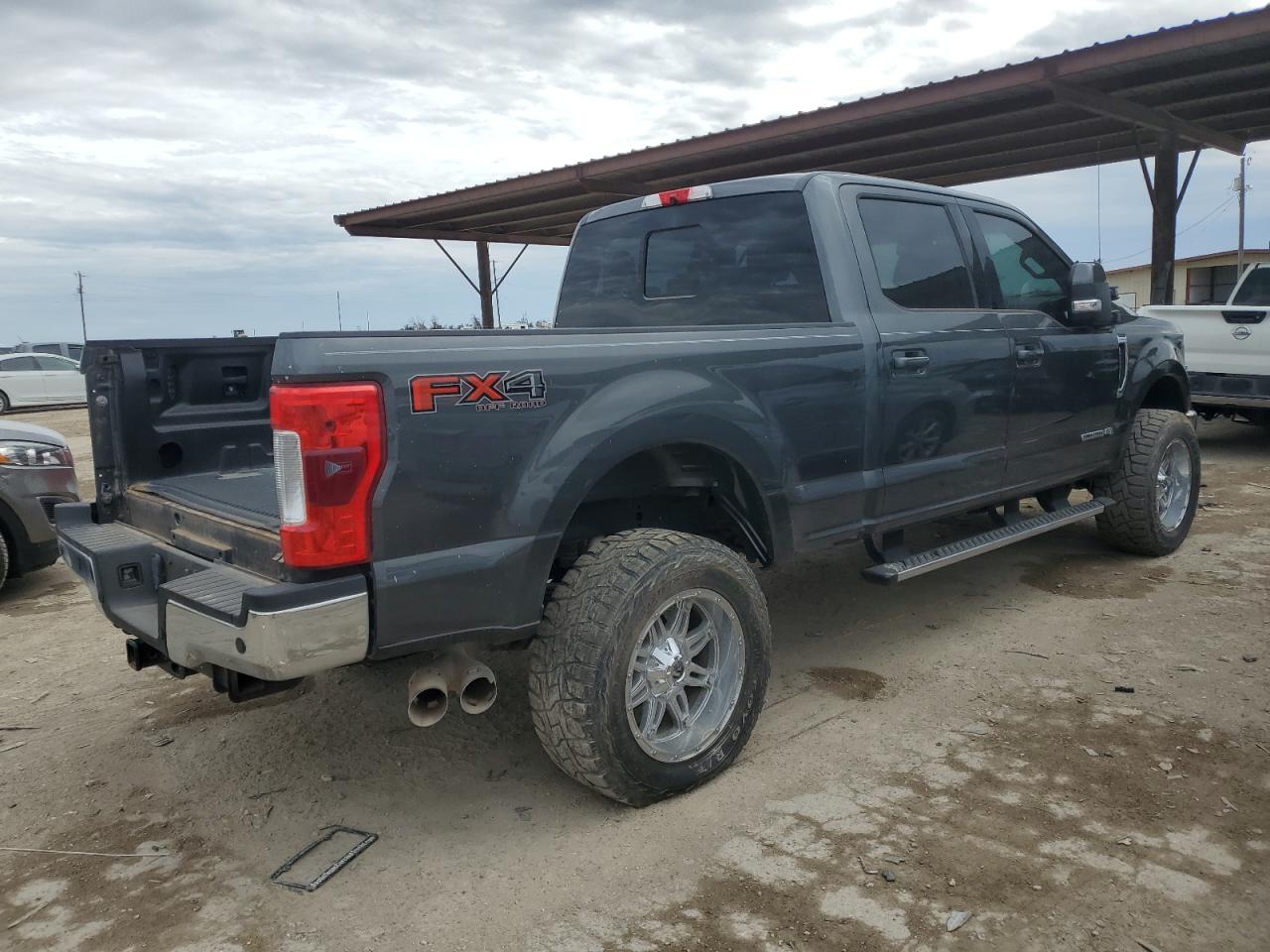 Image 3 of 2017 FORD F250 SUPER DUTY 2017 with VIN 1FT7W2BT4HEB64804