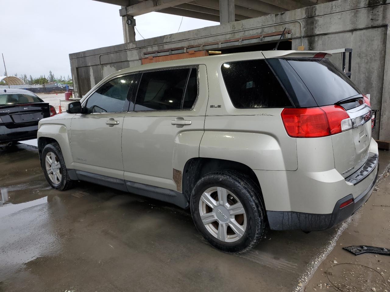 Obraz 2 z 2014 GMC TERRAIN SLE 2014 z VIN 2GKALMEK6E6214362