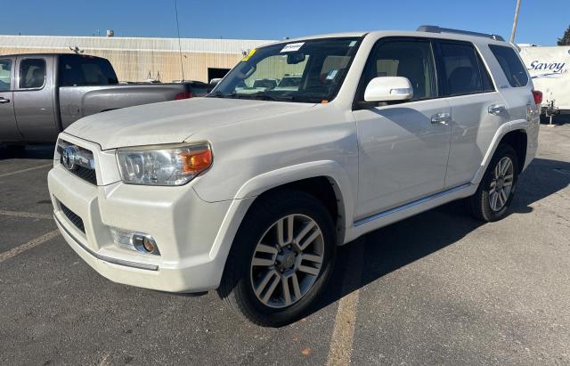 Obraz 2 z 2013 TOYOTA 4RUNNER SR5 2013 z VIN JTEZU5JR1D5056944
