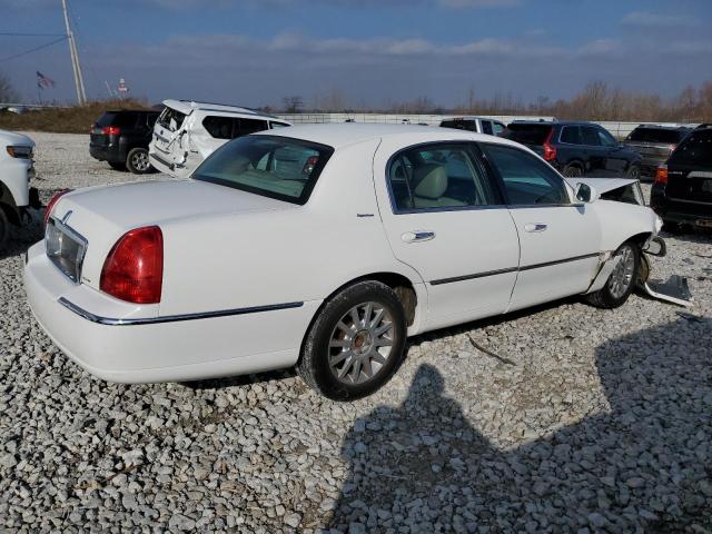 Image 3 of 2007 LINCOLN TOWN CAR SIGNATURE 2007 with VIN 1LNHM81V07Y629670