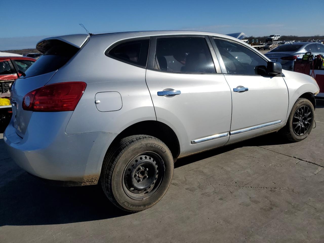 Image 3 of 2011 NISSAN ROGUE S 2011 with VIN JN8AS5MT7BW564975