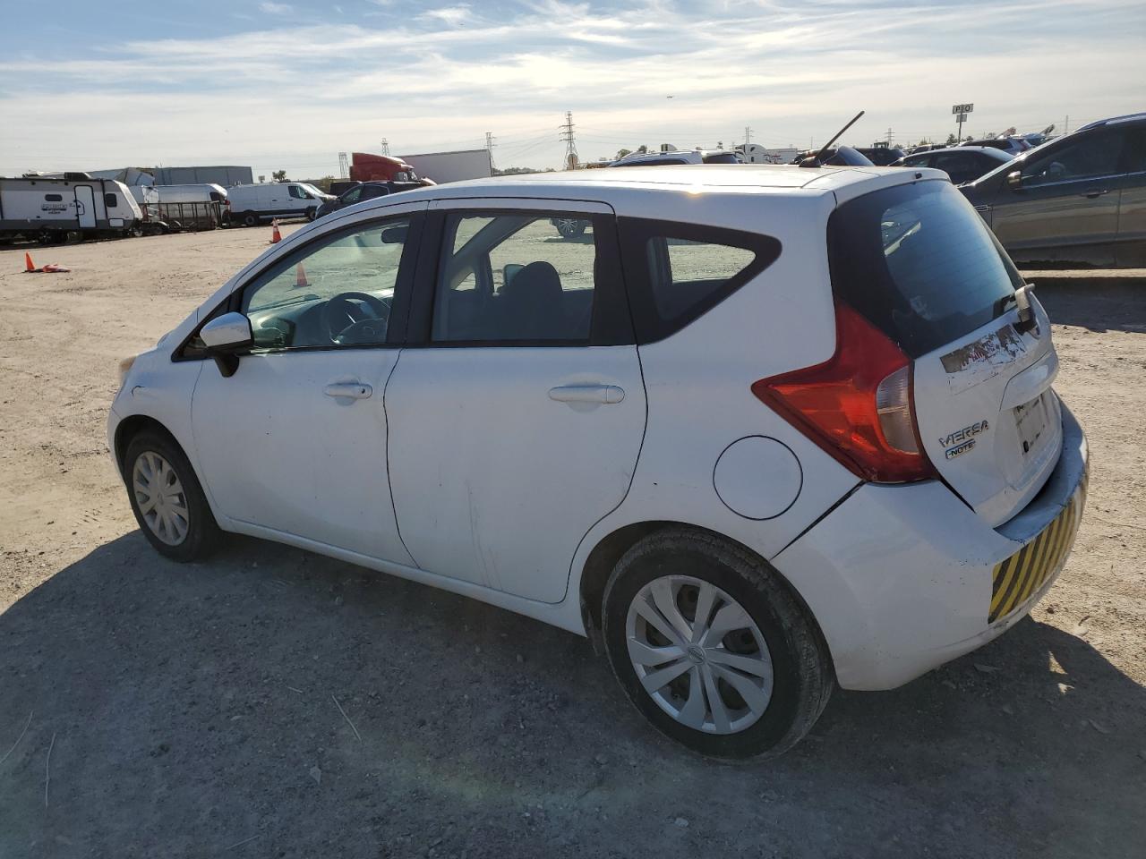 Image 2 of 2015 NISSAN VERSA NOTE S 2015 with VIN 3N1CE2CP2FL422966