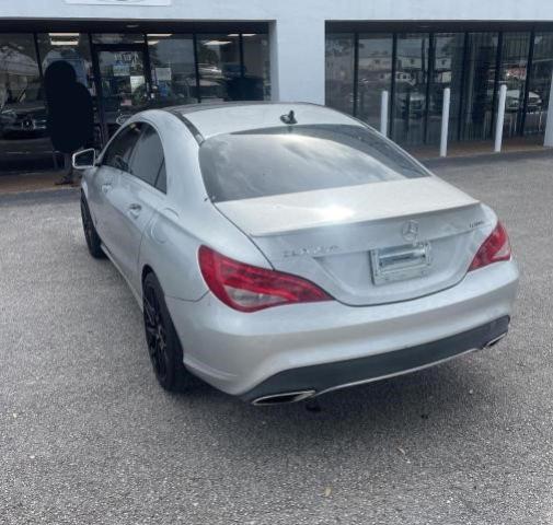 Obraz 3 z 2017 MERCEDES-BENZ CLA 250 4MATIC 2017 z VIN WDDSJ4GBXHN429073