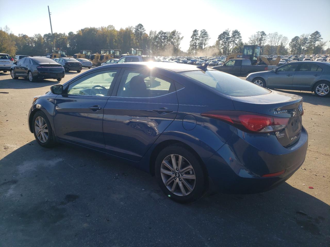 Image 2 of 2015 HYUNDAI ELANTRA SE 2015 with VIN 5NPDH4AE1FH553635