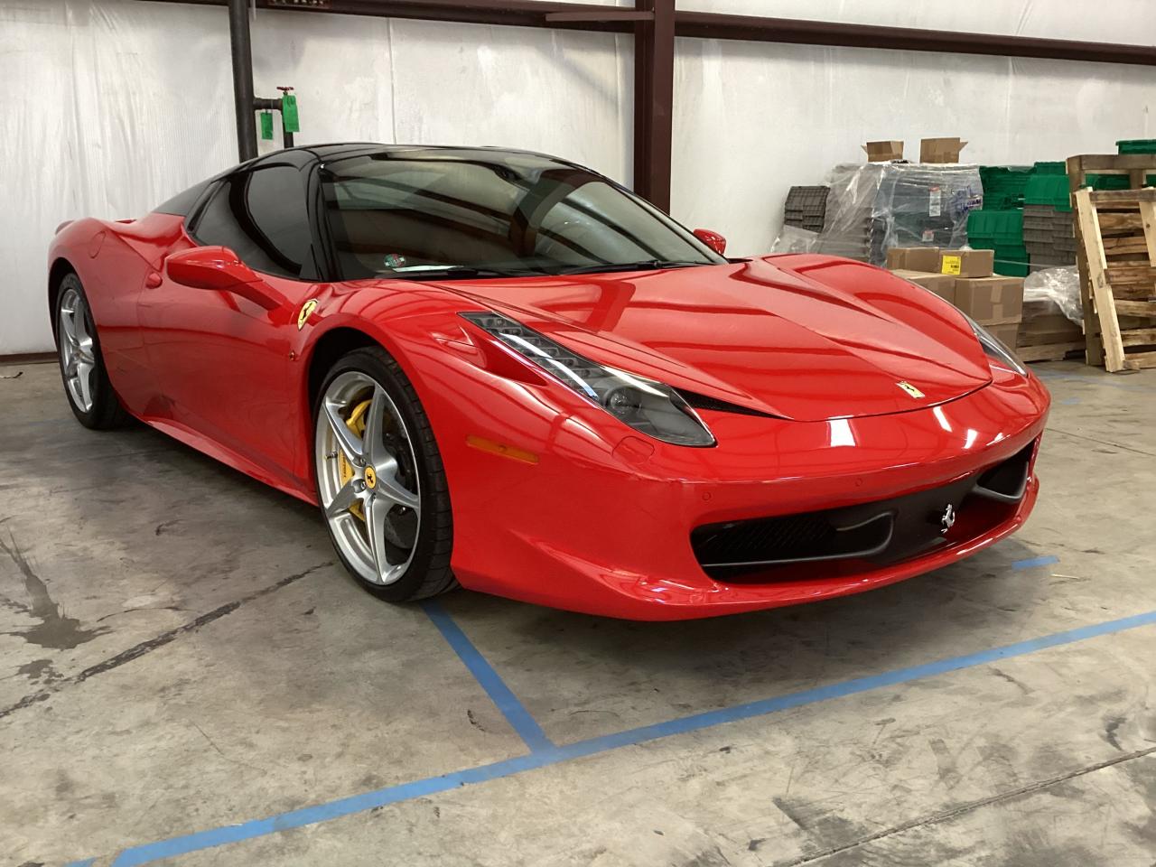 Изображение 1 2015 FERRARI 458 SPIDER  2015 с VIN ZFF68NHA8F0210224