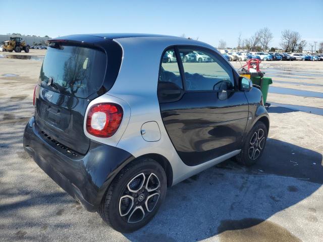 Obraz 3 z 2016 SMART FORTWO  2016 z VIN WMEFJ5DA5GK074408
