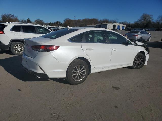 Obraz 3 z 2019 HYUNDAI SONATA SE 2019 z VIN 5NPE24AF3KH790345