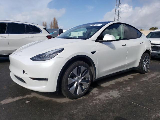 Obraz 1 z 2021 TESLA MODEL Y  2021 z VIN 5YJYGDEEXMF245728