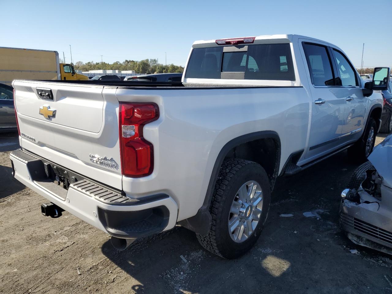 Obraz 3 z 2024 CHEVROLET SILVERADO K2500 HIGH COUNTRY 2024 z VIN 1GC4YREY3RF192246