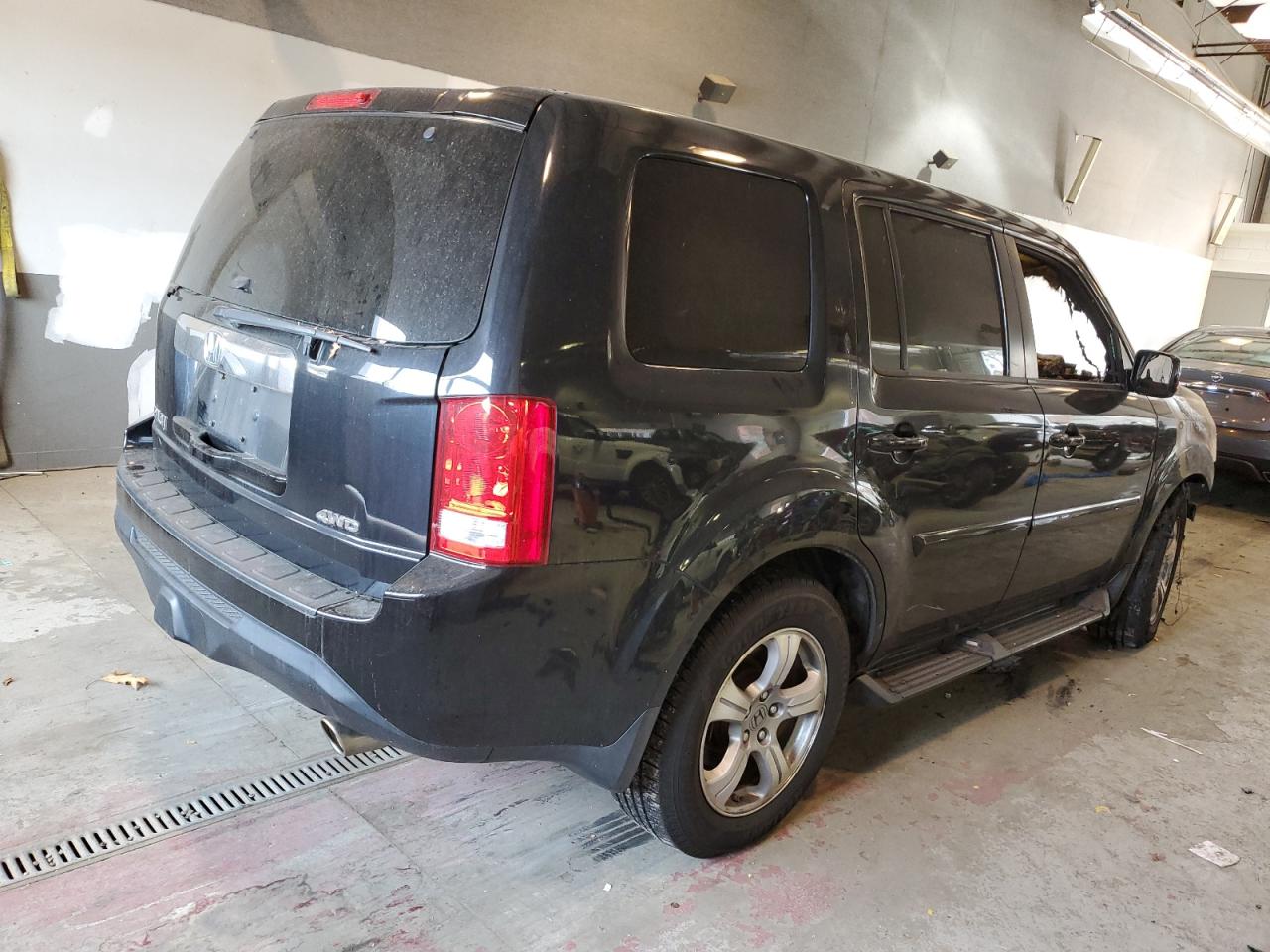 Image 3 of 2012 HONDA PILOT EXL 2012 with VIN 5FNYF4H57CB007686