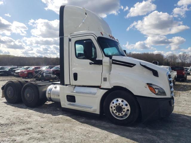 Изображение 2022 FREIGHTLINER CASCADIA 126  2022