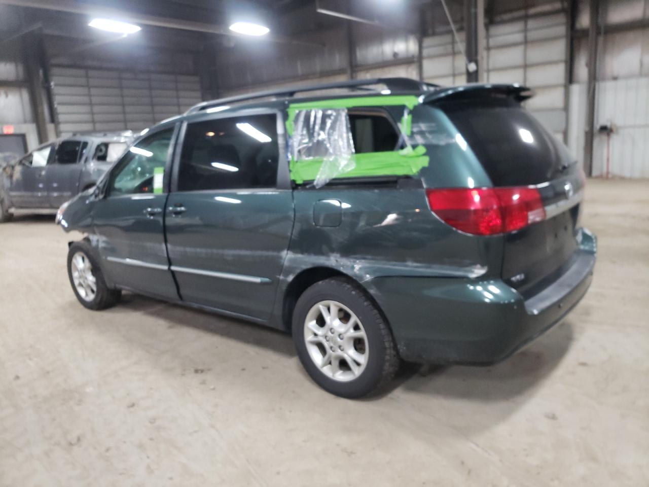 Изображение 2 2005 TOYOTA SIENNA XLE 2005 с VIN 5TDBA22C15S040746