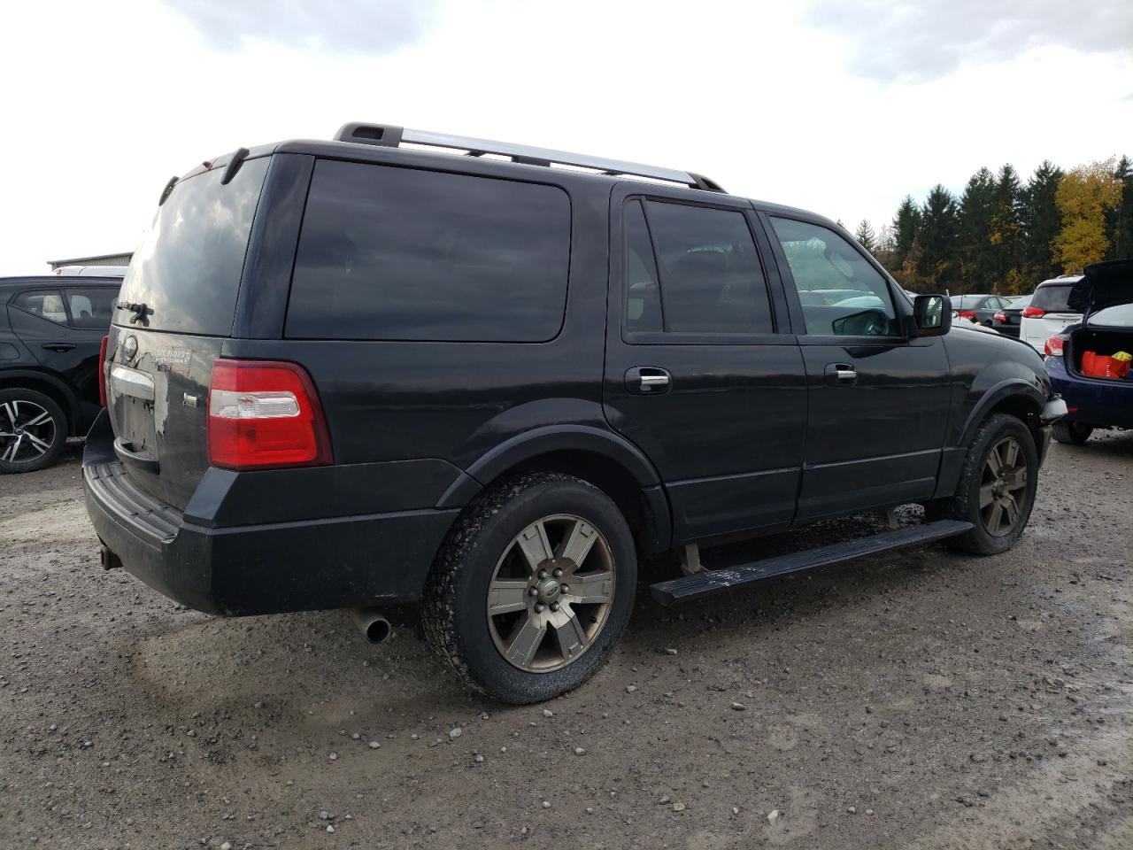 Obraz 3 z 2010 FORD EXPEDITION LIMITED 2010 z VIN 1FMJU2A53AEB69489