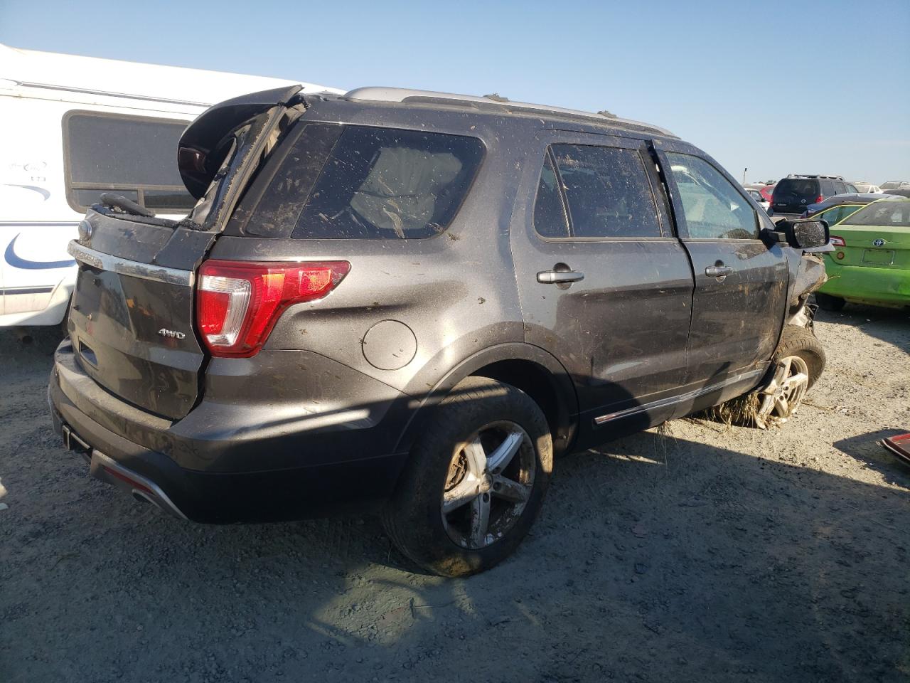 Изображение 3 2017 FORD EXPLORER XLT 2017 с VIN 1FM5K8D88HGC55878