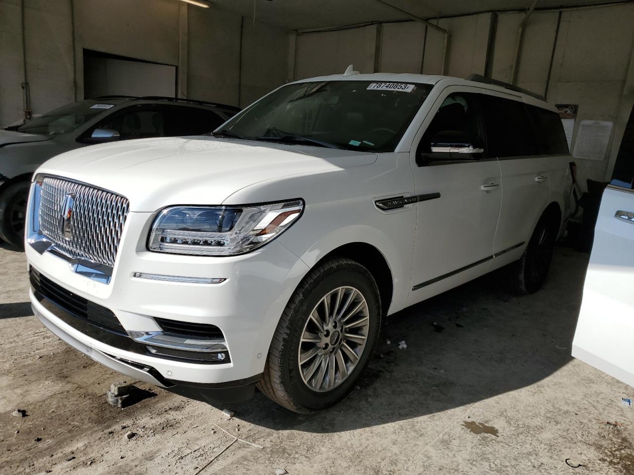 Изображение 1 2020 LINCOLN NAVIGATOR  2020 с VIN 5LMJJ2NT8LEL07495