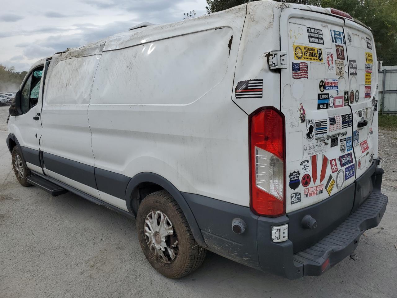 Image 2 of 2018 FORD TRANSIT T-250 2018 with VIN 1FTYR2ZM4JKA34054