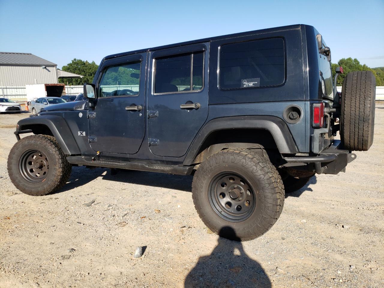 Image 2 of 2008 JEEP WRANGLER UNLIMITED X 2008 with VIN 1J4GA39168L586037