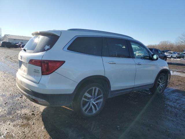 Image 3 of 2017 HONDA PILOT ELITE 2017 with VIN 5FNYF6H08HB011799