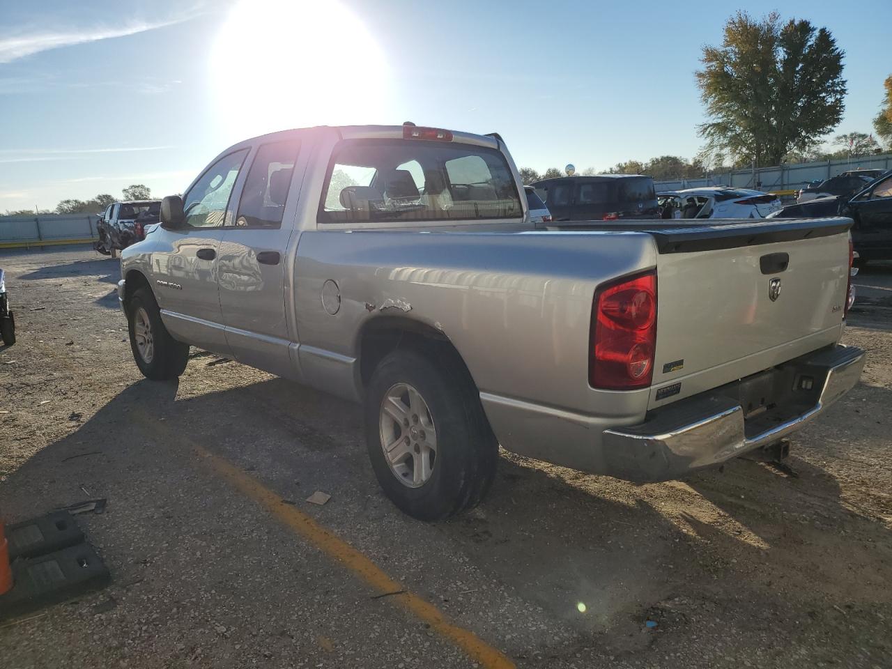 Изображение 2 2007 DODGE RAM 1500 ST 2007 с VIN 1D7HA18P97S175598
