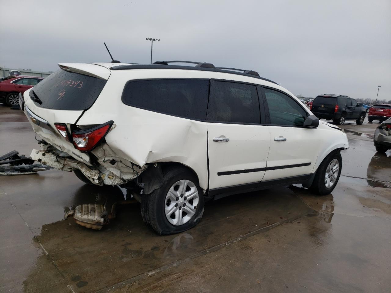 Изображение 3 2014 CHEVROLET TRAVERSE LS 2014 с VIN 1GNKRFED4EJ265283