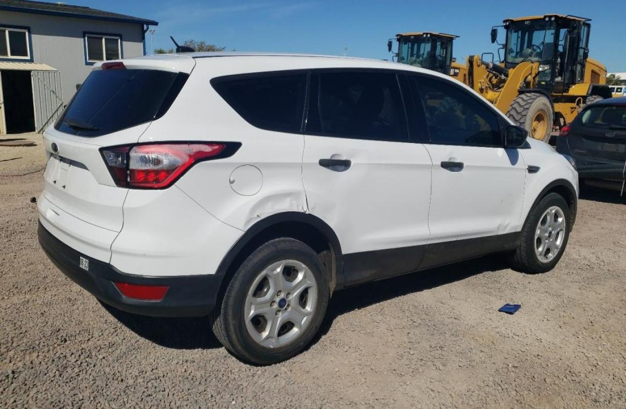 Изображение 3 2018 FORD ESCAPE S 2018 с VIN 1FMCU0F72JUD54873