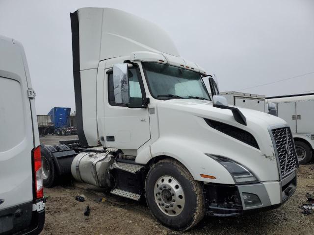 Изображение 1 2019 VOLVO VN VNL 2019 с VIN 4V4NC9EH4KN220834