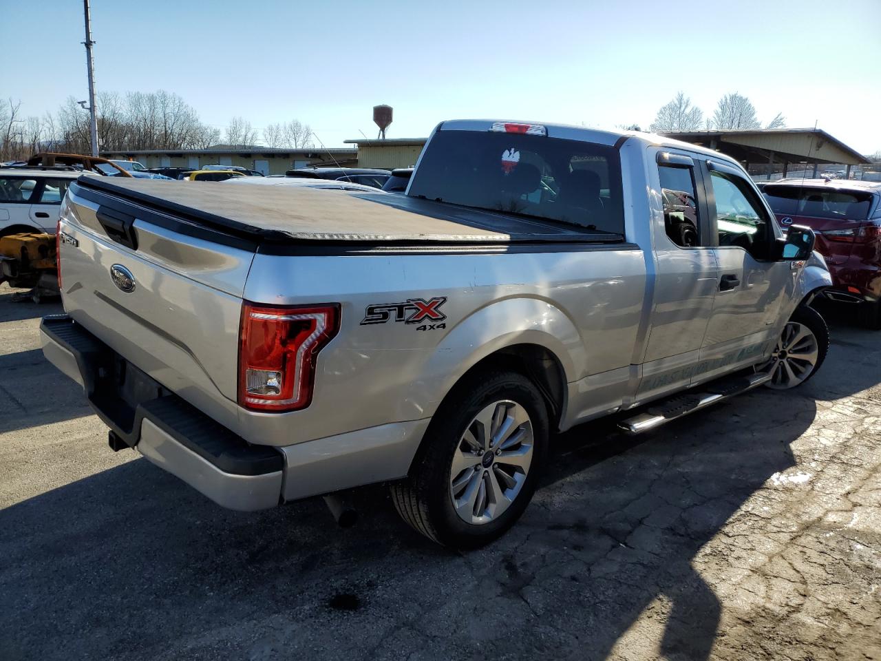 Obraz 3 z 2017 FORD F150 SUPER CAB 2017 z VIN 1FTEX1EP7HFC75919