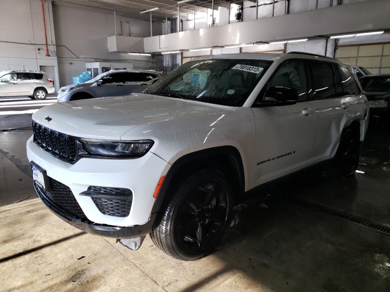 Изображение 1 2023 JEEP GRAND CHEROKEE LAREDO 2023 с VIN 1C4RJHAG8PC620540