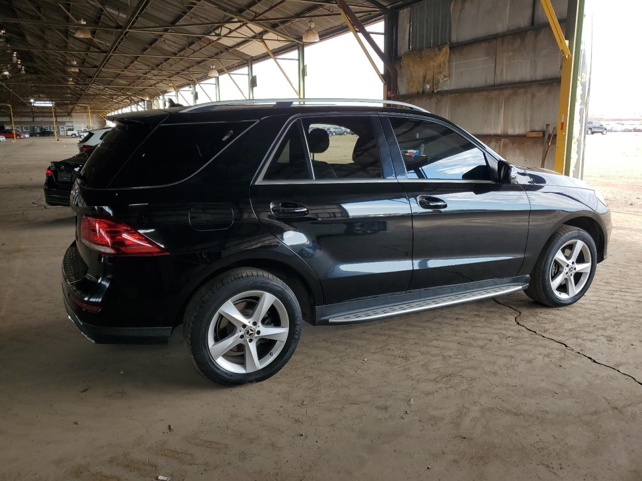 Image 3 of 2017 MERCEDES-BENZ GLE 350 2017 with VIN 4JGDA5JB0HA930638