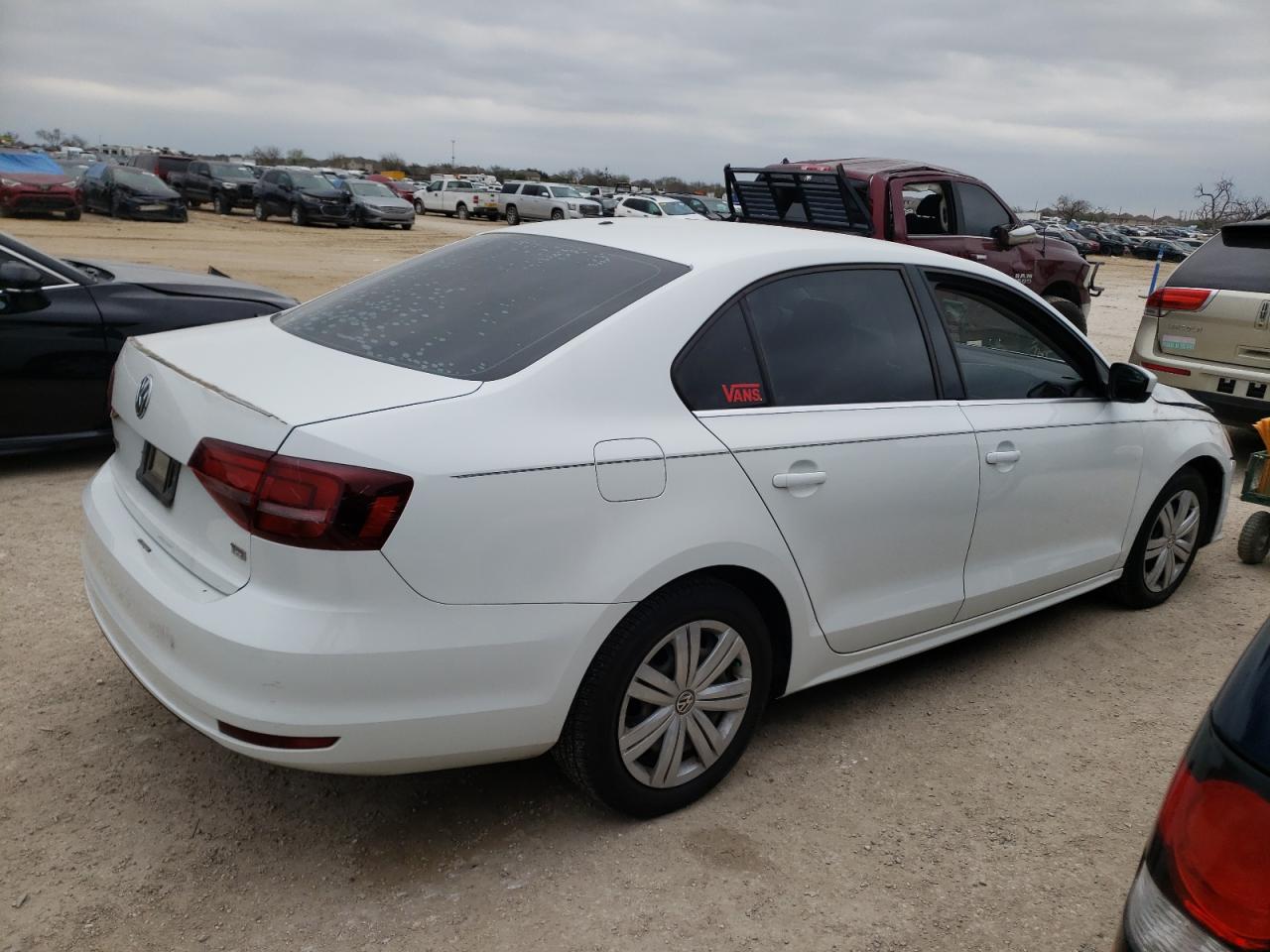 Изображение 3 2017 VOLKSWAGEN JETTA S 2017 с VIN 3VW2B7AJ1HM352013