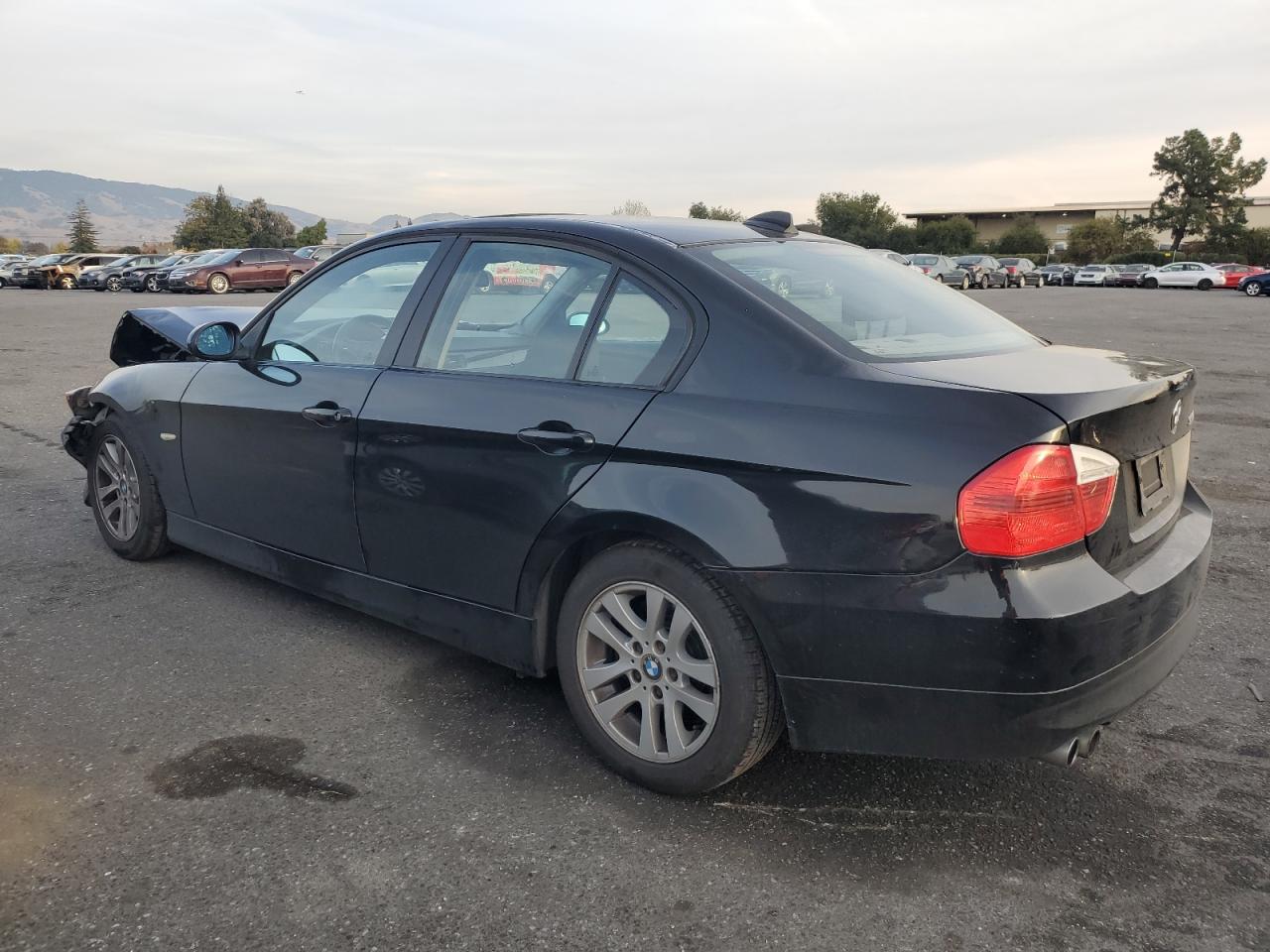 Image 2 of 2006 BMW 325 I 2006 with VIN WBAVB13576KX44444