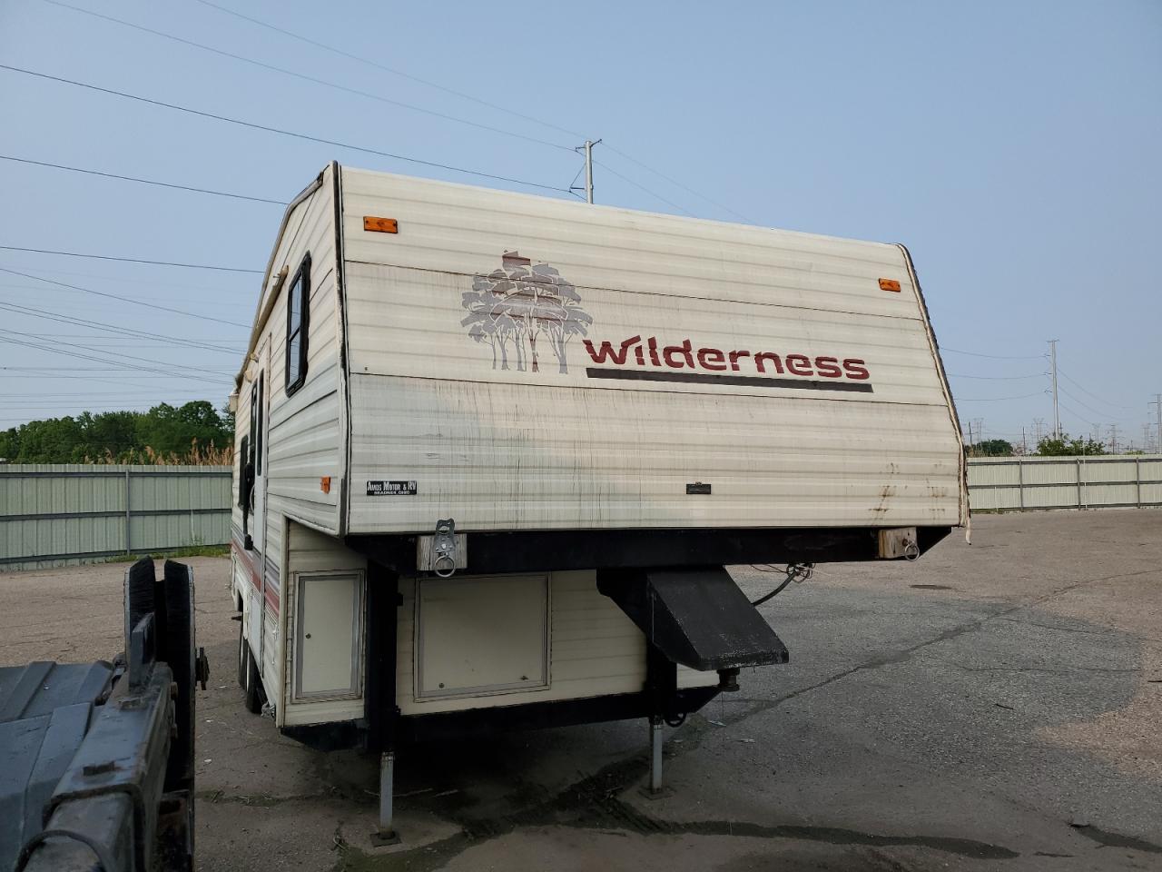 Image 1 of 1992 WLDN CAMPER 1992 with VIN 1ED5K2522N4245913