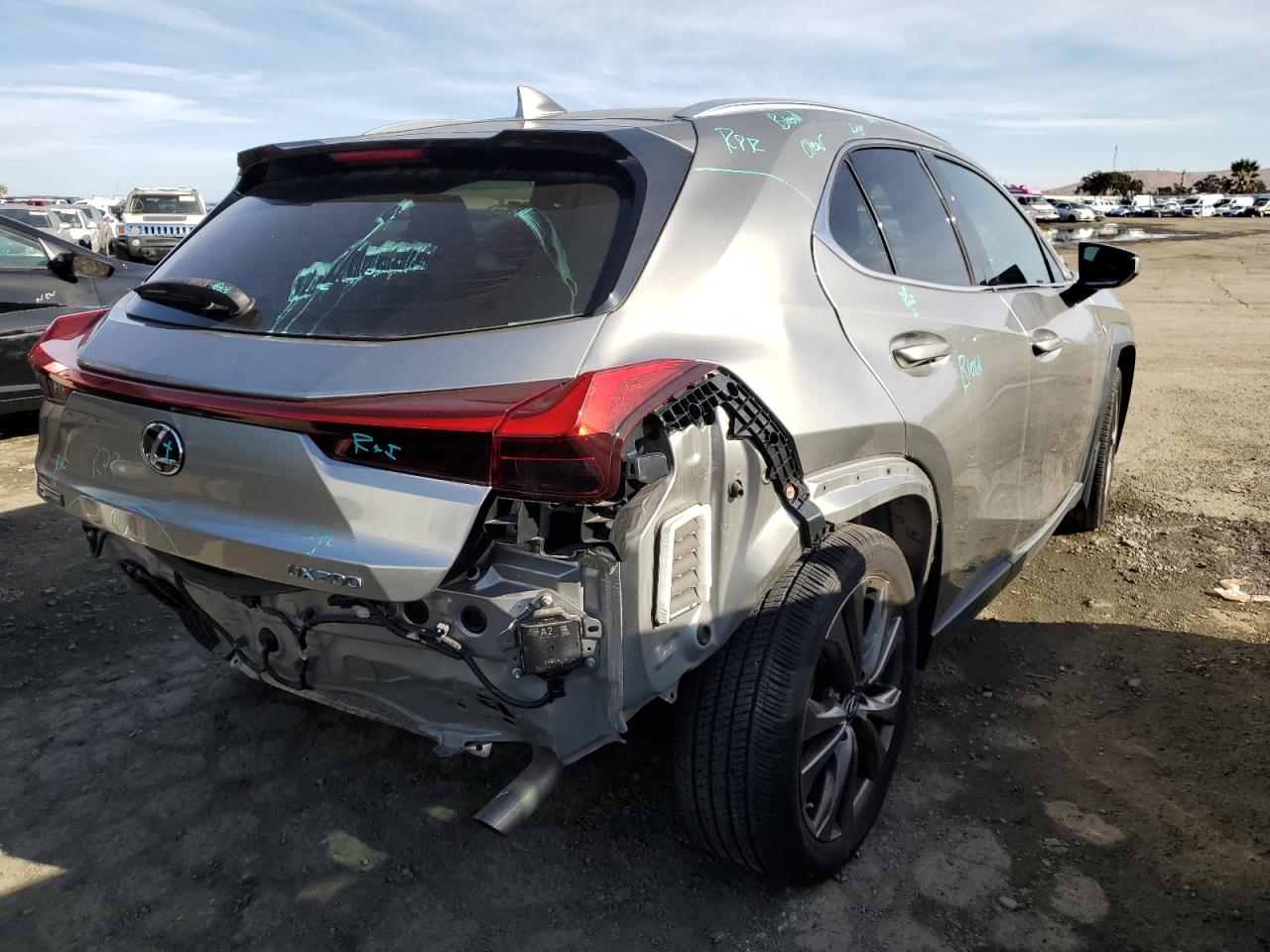 Изображение 3 2019 LEXUS UX 200 2019 с VIN JTHY3JBHXK2020684