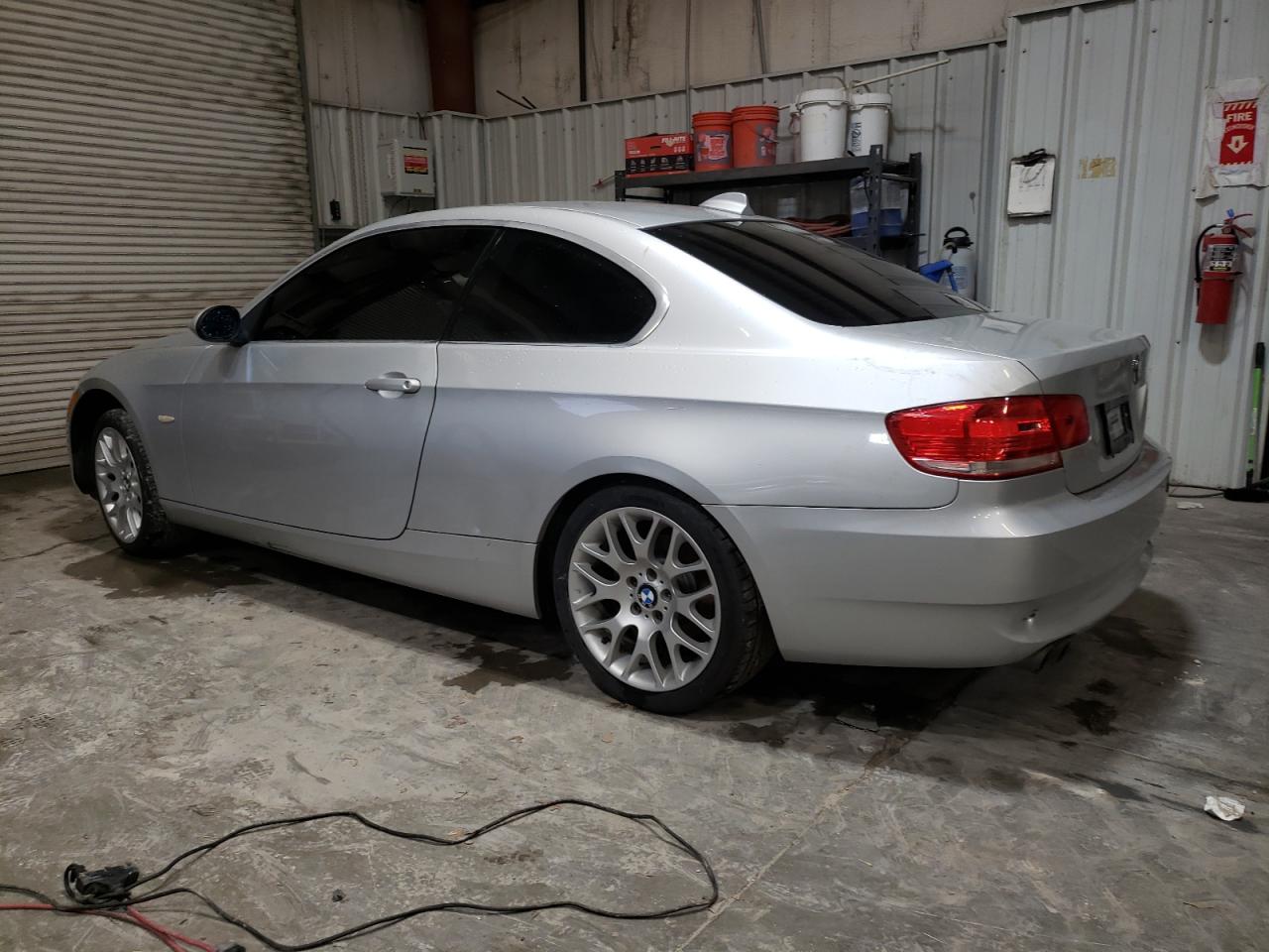 Obraz 2 z 2008 BMW 328 I SULEV 2008 z VIN WBAWV13548P120778