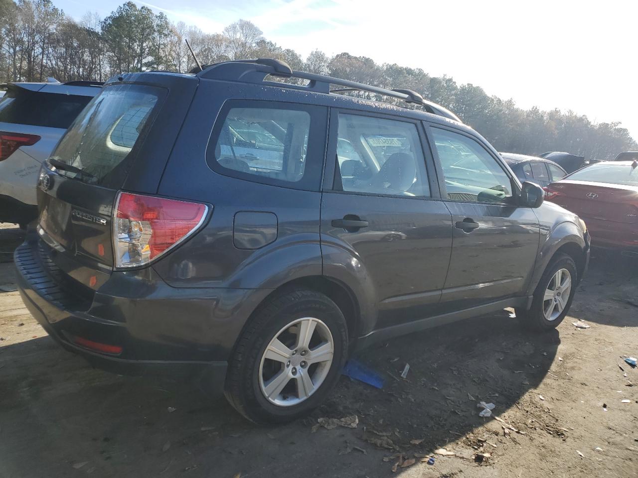 Obraz 3 z 2010 SUBARU FORESTER XS 2010 z VIN JF2SH6BC6AH798861