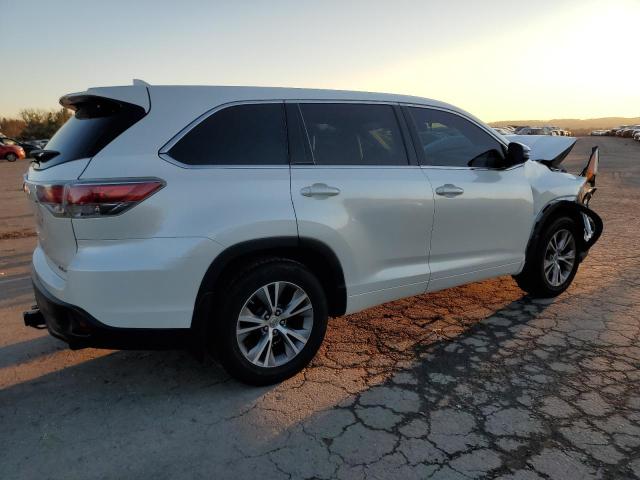 Image 3 of 2015 TOYOTA HIGHLANDER LE 2015 with VIN 5TDBKRFHXFS089294